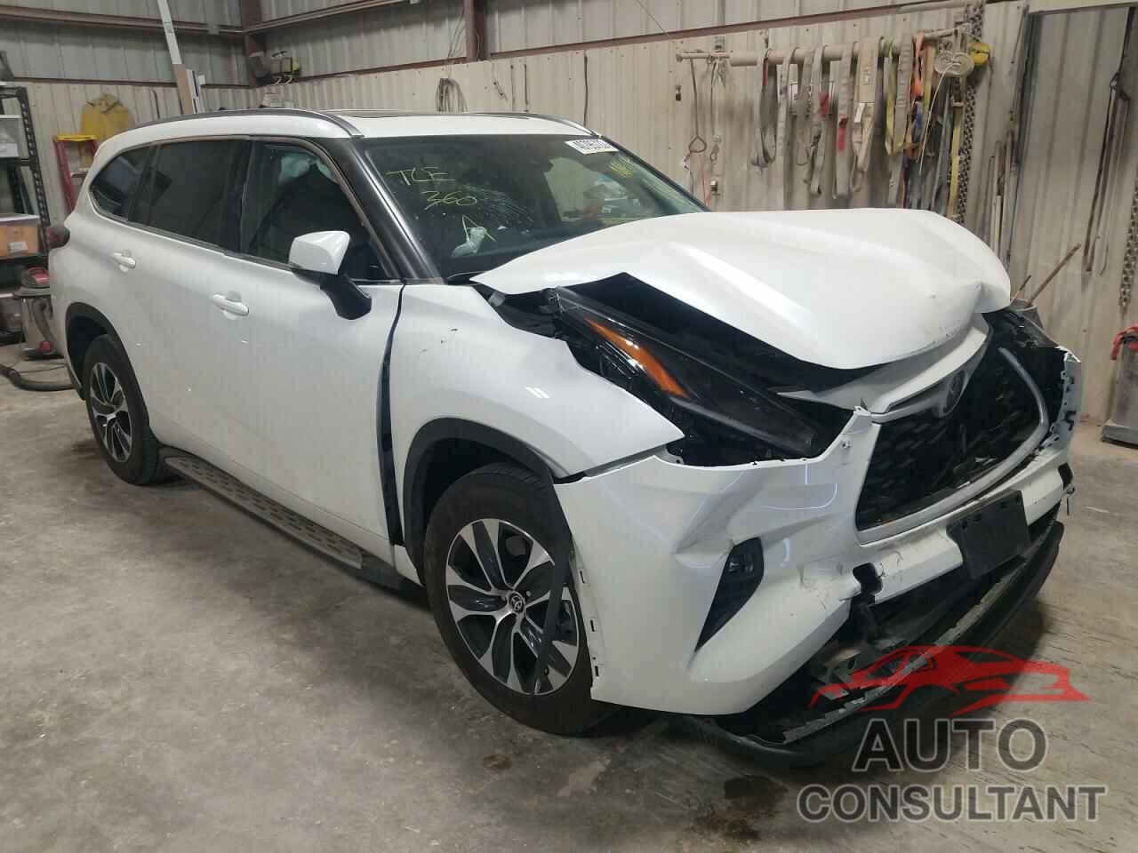 TOYOTA HIGHLANDER 2021 - 5TDGZRAH0MS530923