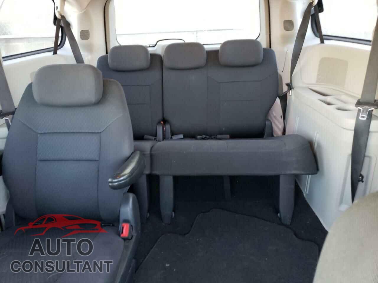 DODGE CARAVAN 2010 - 2D4RN4DE2AR397145
