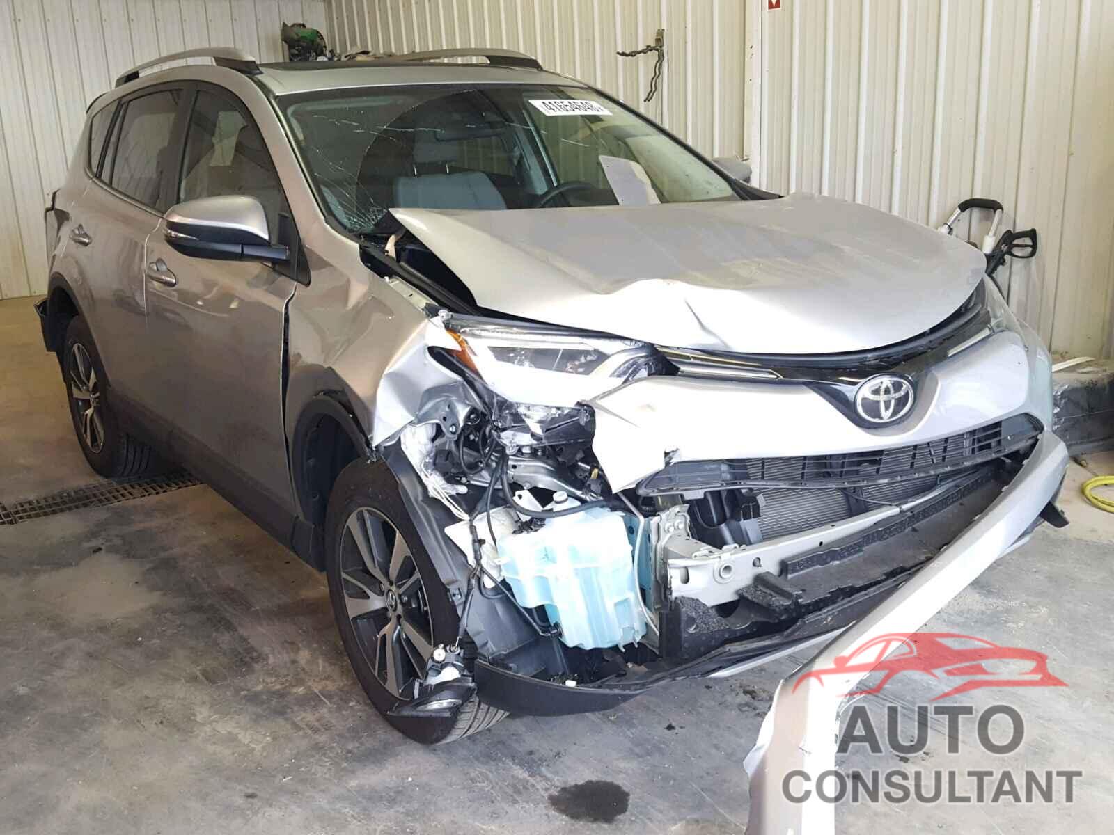 TOYOTA RAV4 XLE 2017 - 2T3WFREV1HW372133