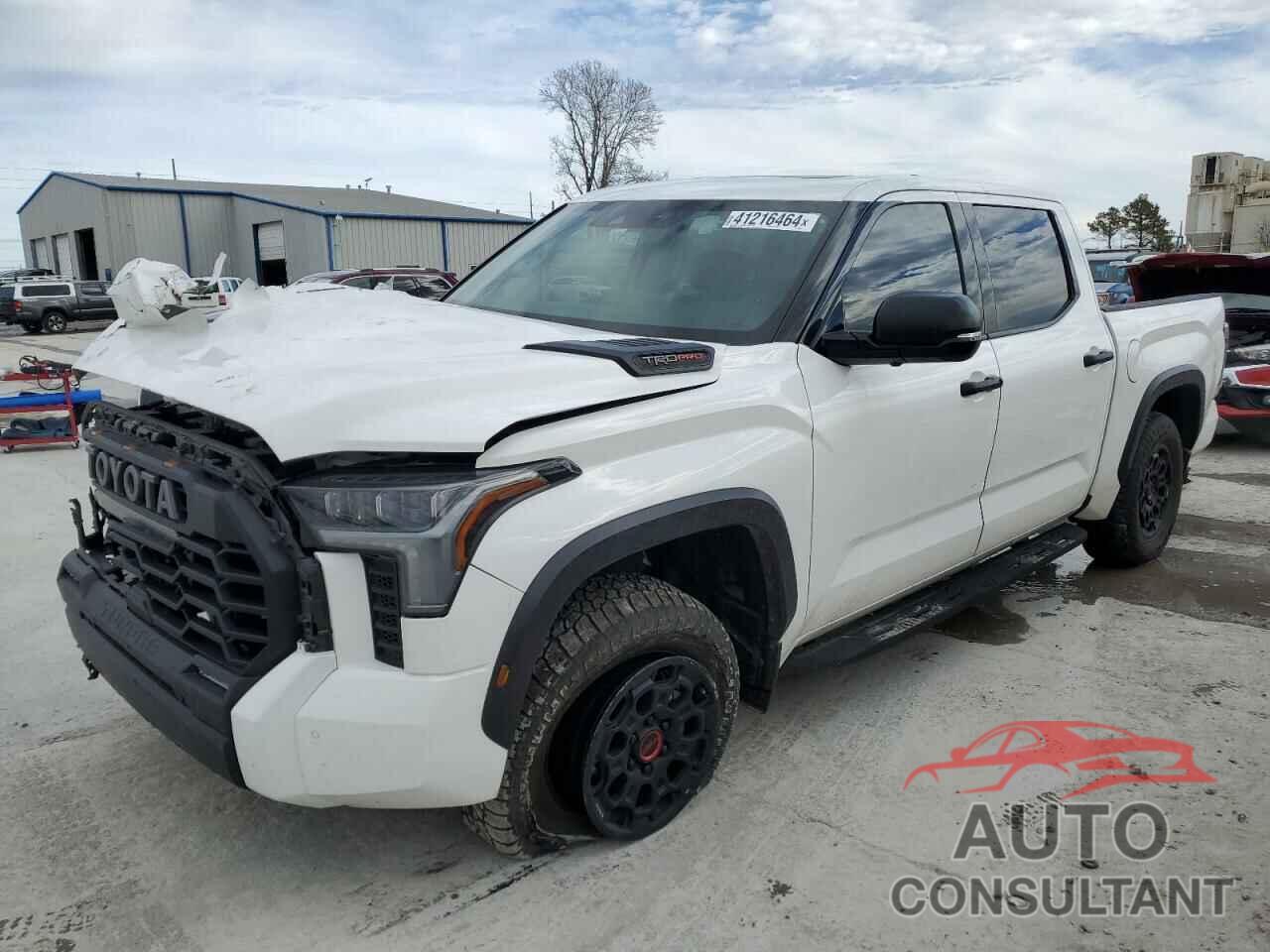 TOYOTA TUNDRA 2022 - 5TFPC5DB6NX009721