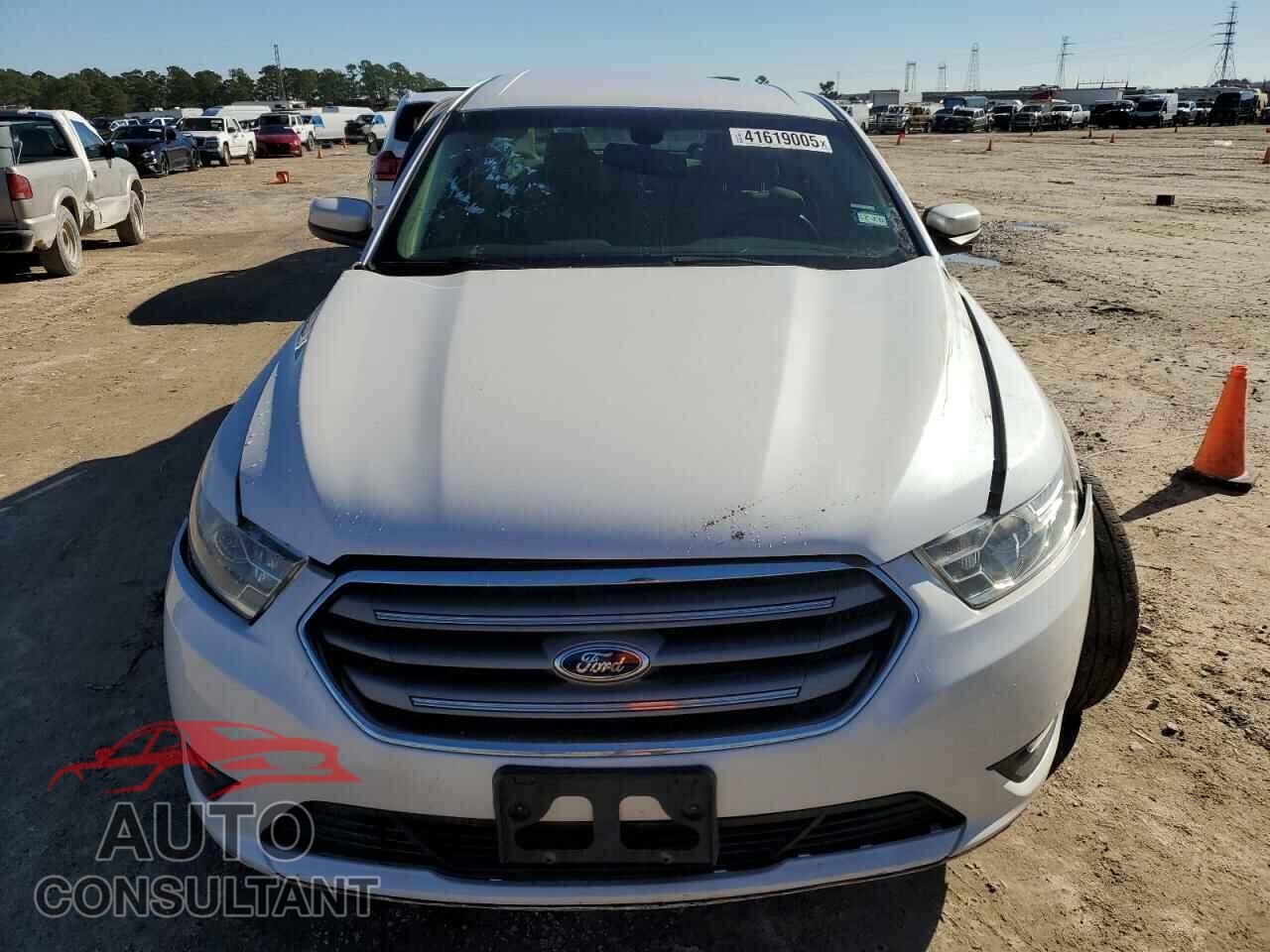 FORD TAURUS 2014 - 1FAHP2E89EG123566