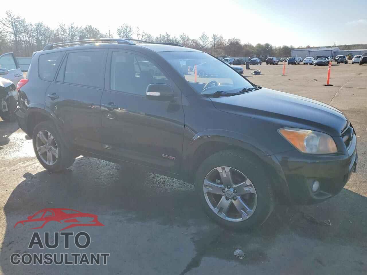 TOYOTA RAV4 2011 - JTMRF4DV0B5041401