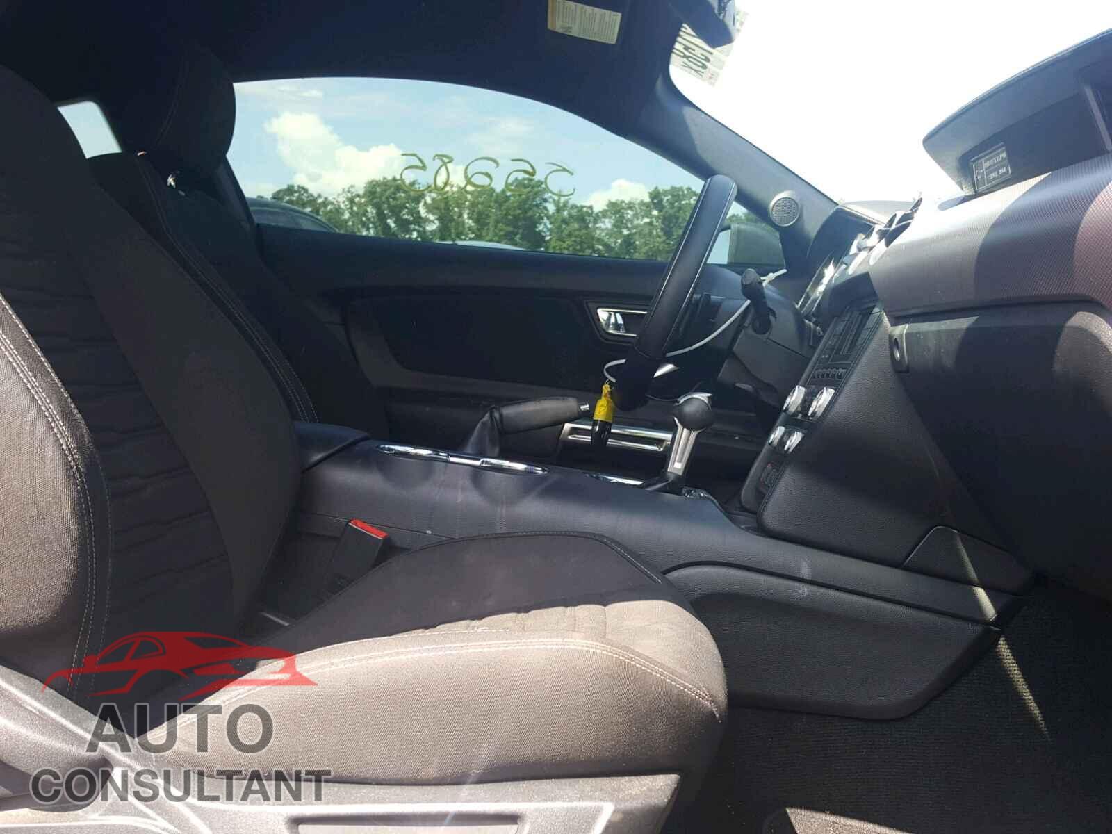 FORD MUSTANG 2015 - 1FA6P8CF0F5390345