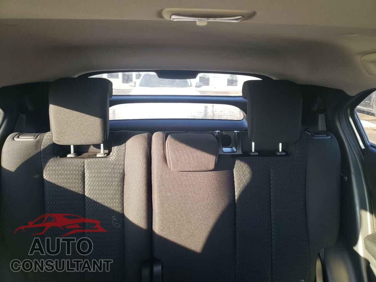 MITSUBISHI ECLIPSE 2018 - JA4AT4AA6JZ063654