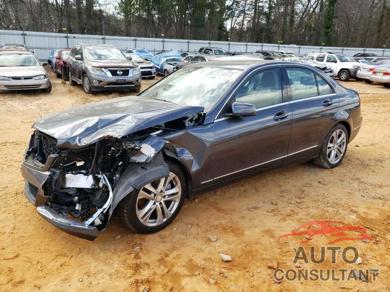 MERCEDES-BENZ C-CLASS 2013 - WDDGF4HB2DA792958