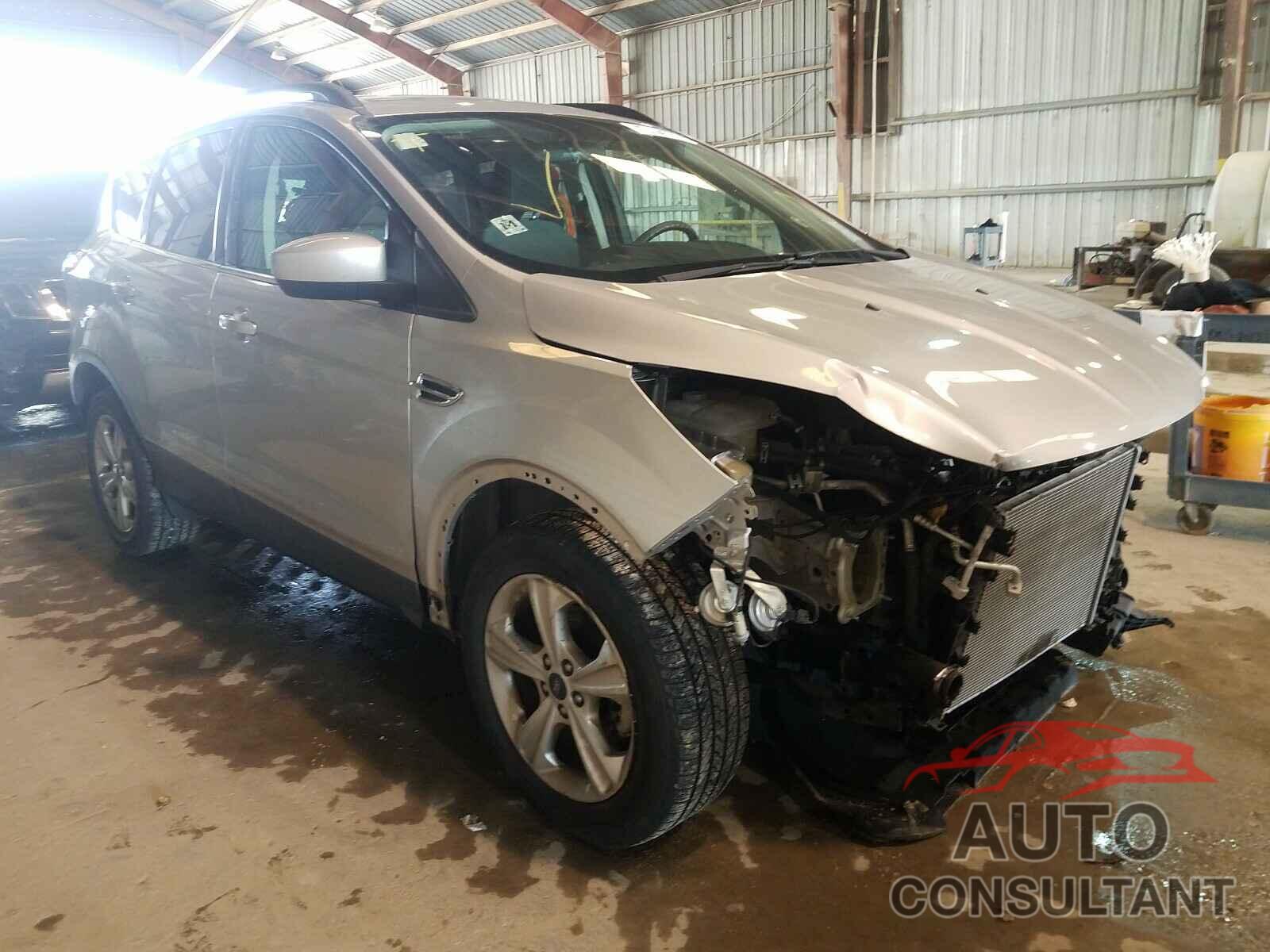FORD ESCAPE 2016 - 1FMCU0GXXGUC62224