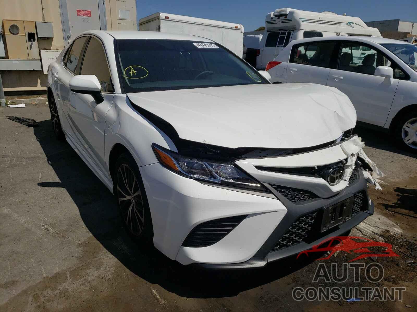 TOYOTA CAMRY 2020 - 4T1G11AK4LU360527