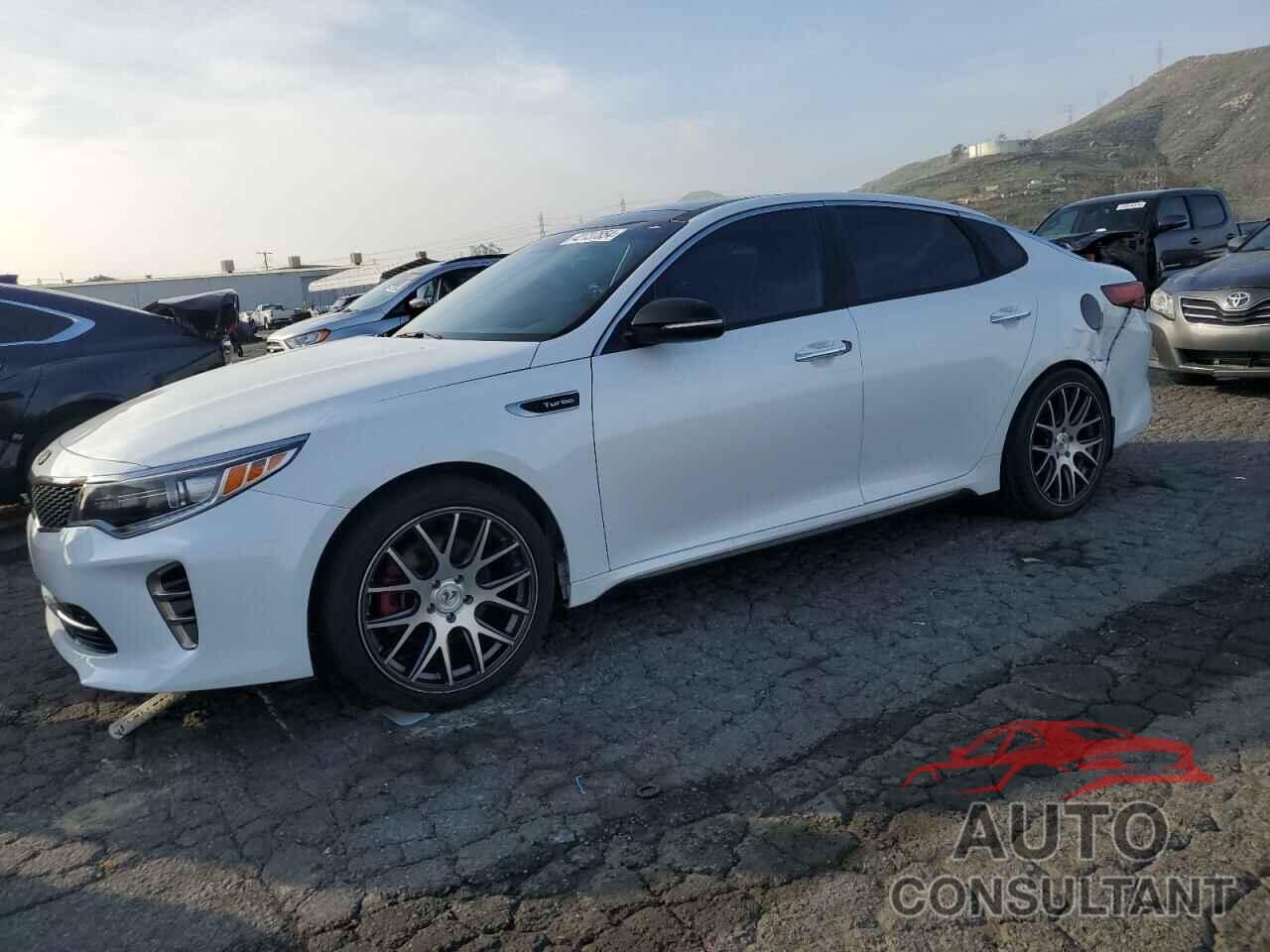 KIA OPTIMA 2016 - 5XXGW4L28GG019289