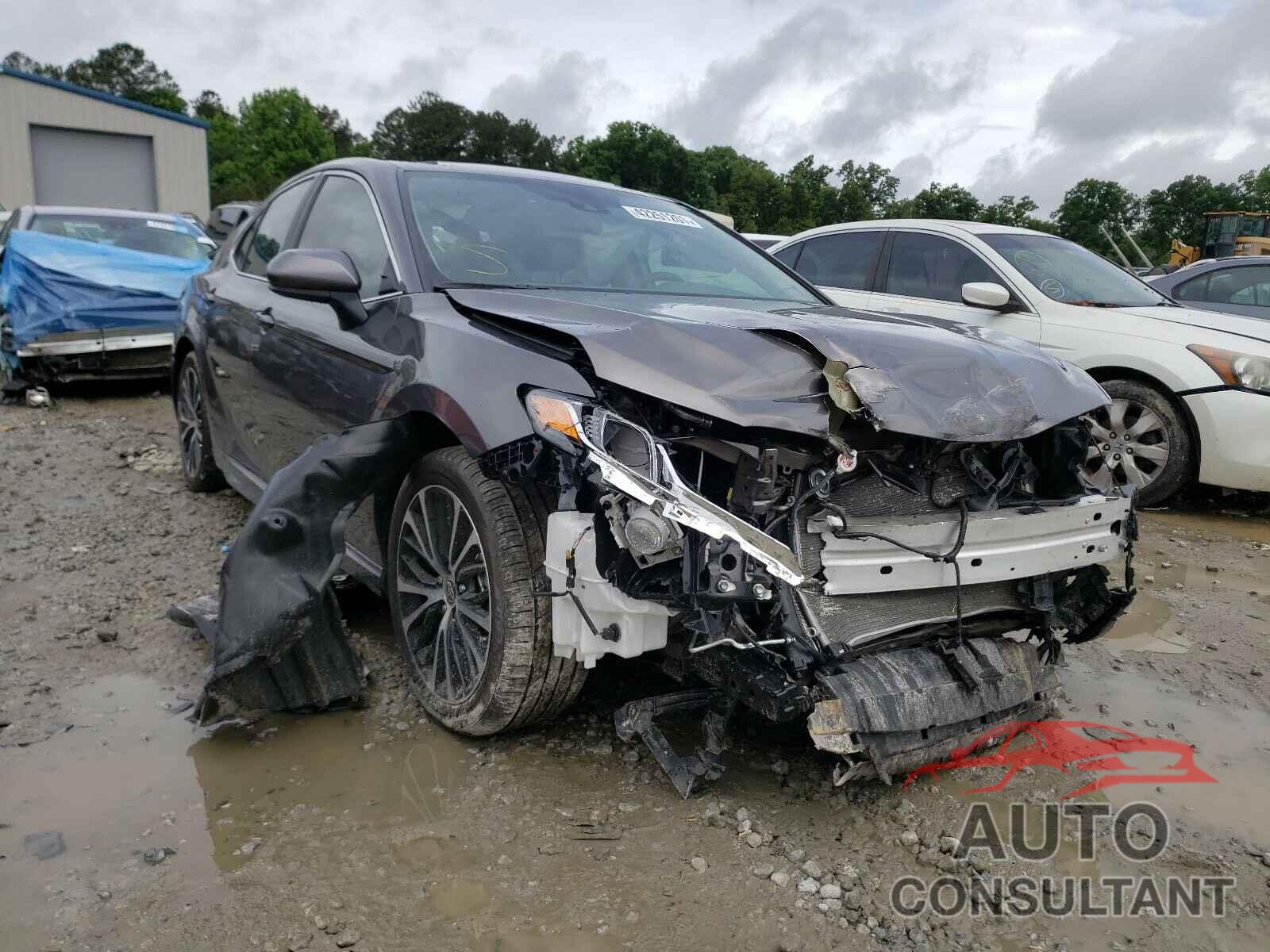 TOYOTA CAMRY 2020 - 4T1G11AK3LU506495