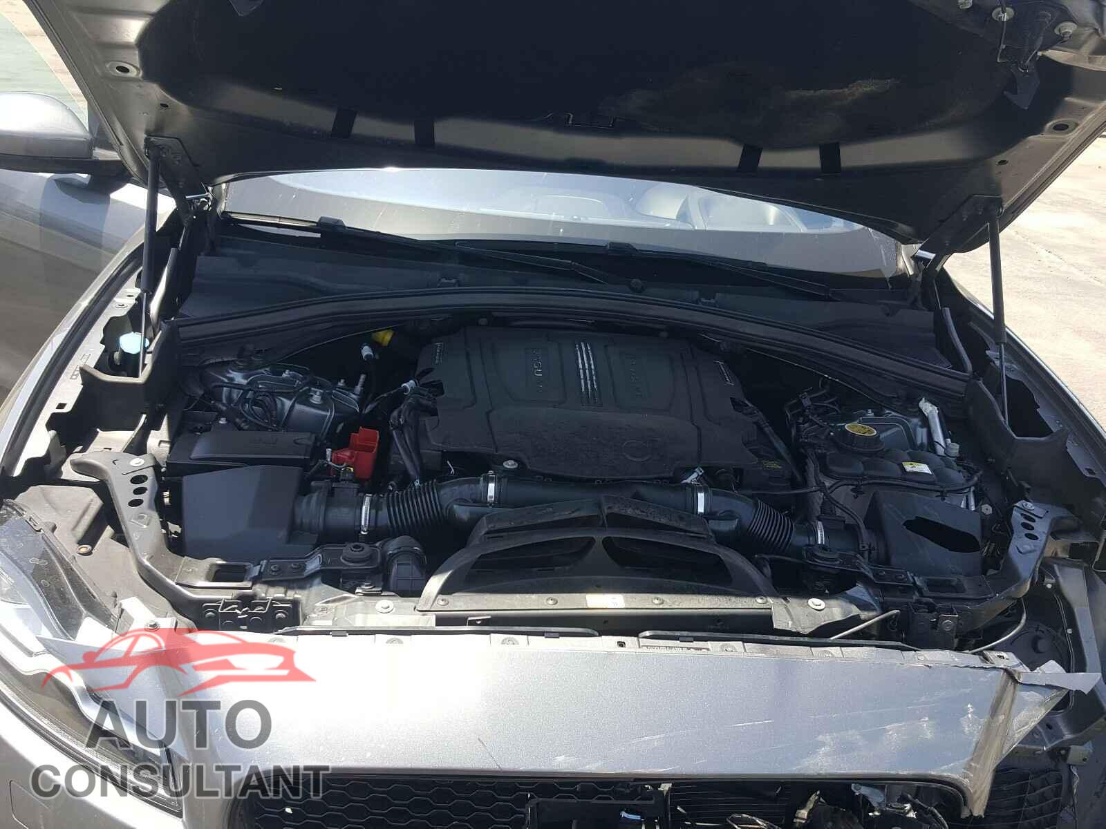 JAGUAR F-PACE 2017 - SADCM2BV4HA080189