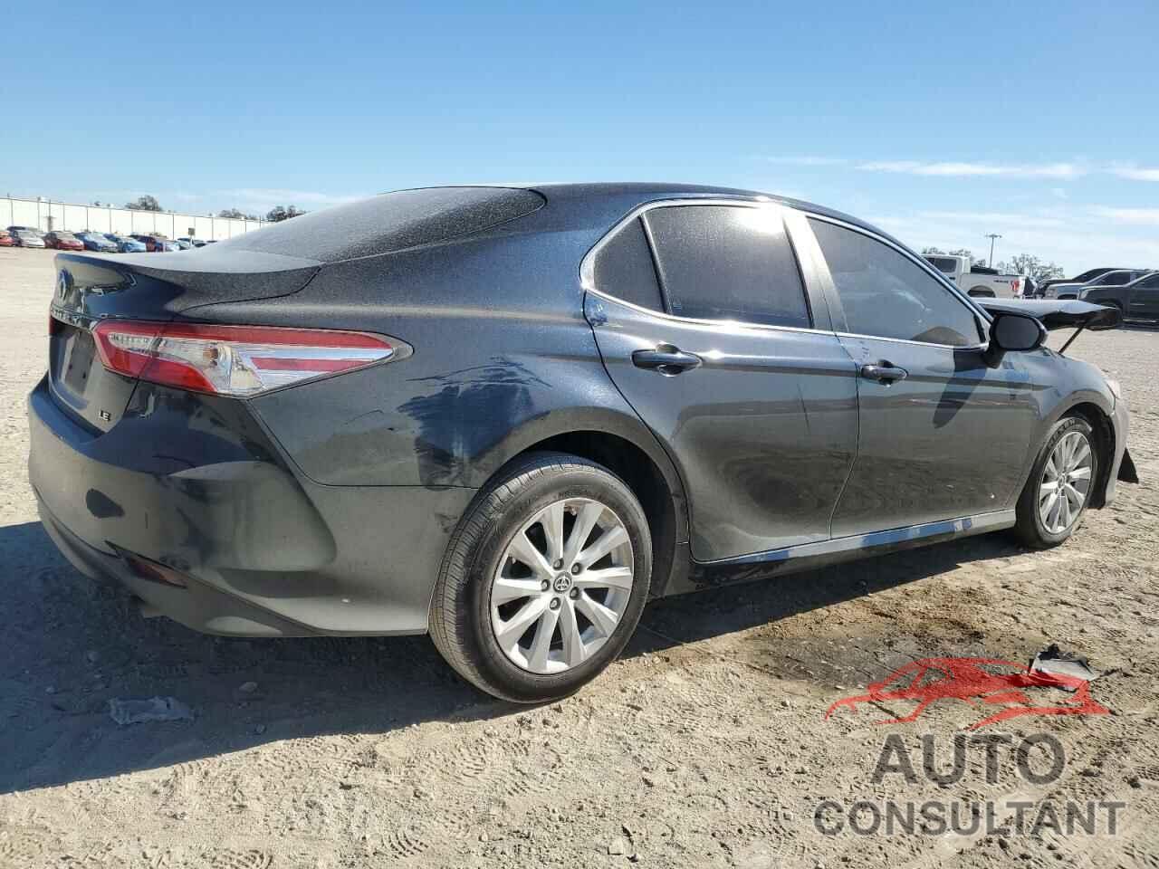 TOYOTA CAMRY 2018 - 4T1B11HK8JU629190