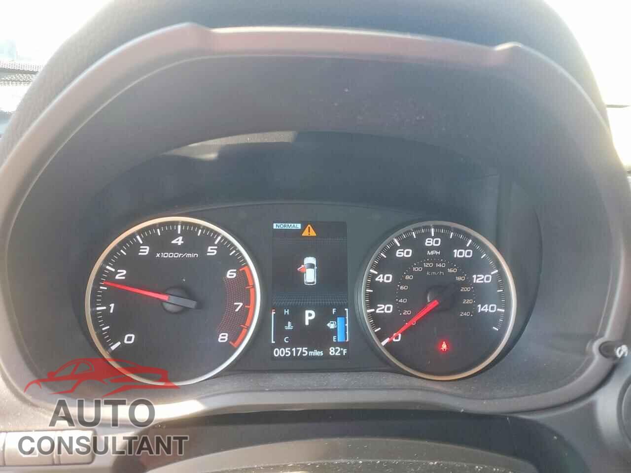 MITSUBISHI ECLIPSE 2024 - JA4ATUAA5RZ080800
