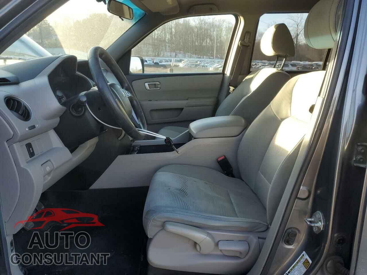 HONDA PILOT 2012 - 5FNYF4H22CB005947