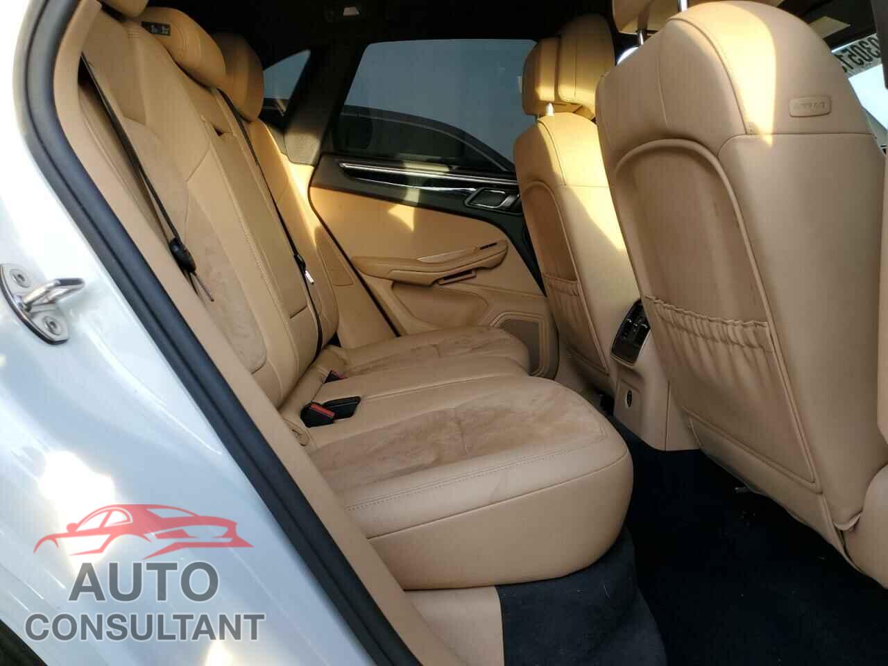 PORSCHE MACAN 2018 - WP1AA2A58JLB06332