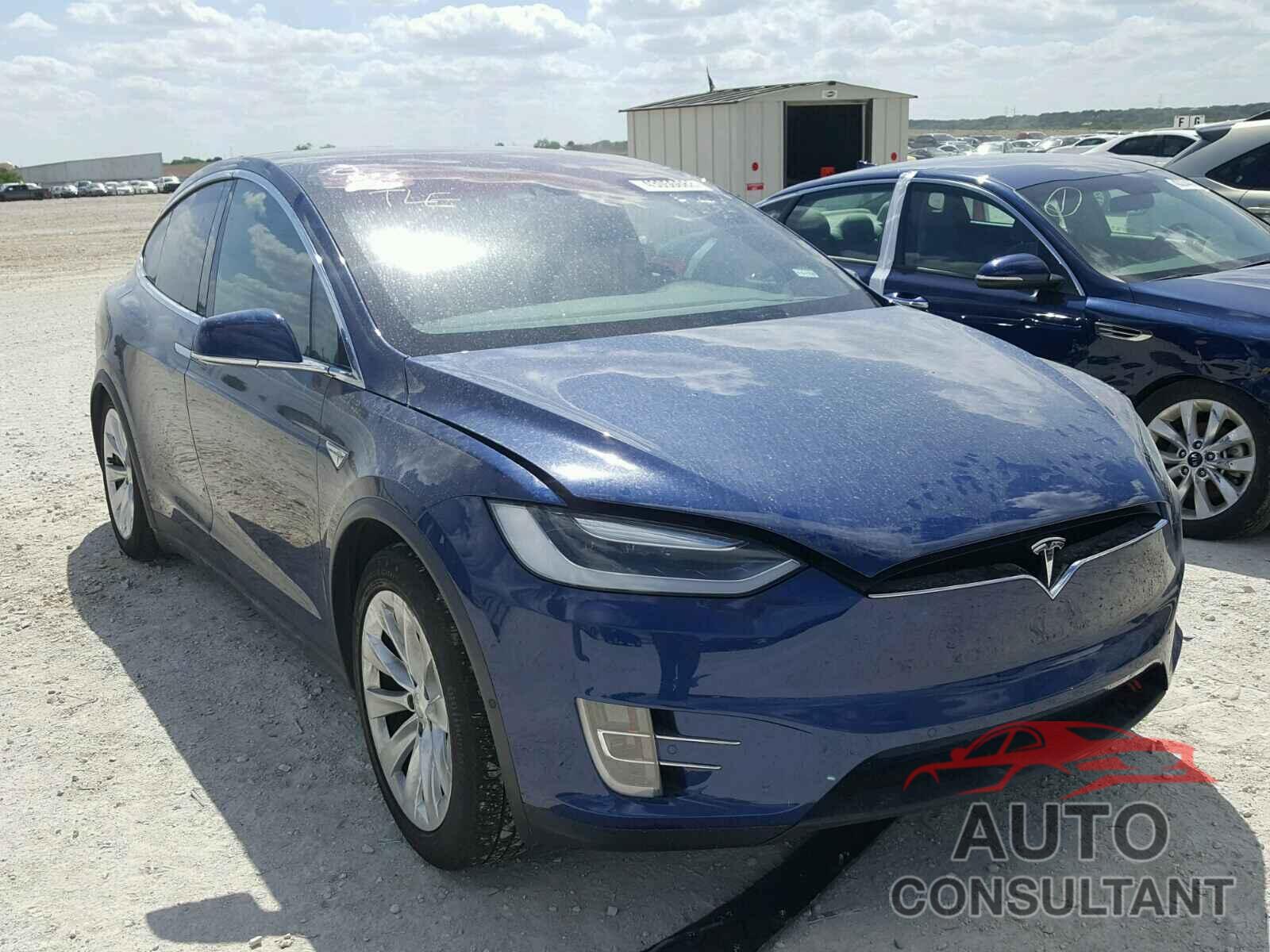 TESLA MODEL X 2016 - 5YJXCBE21GF022645