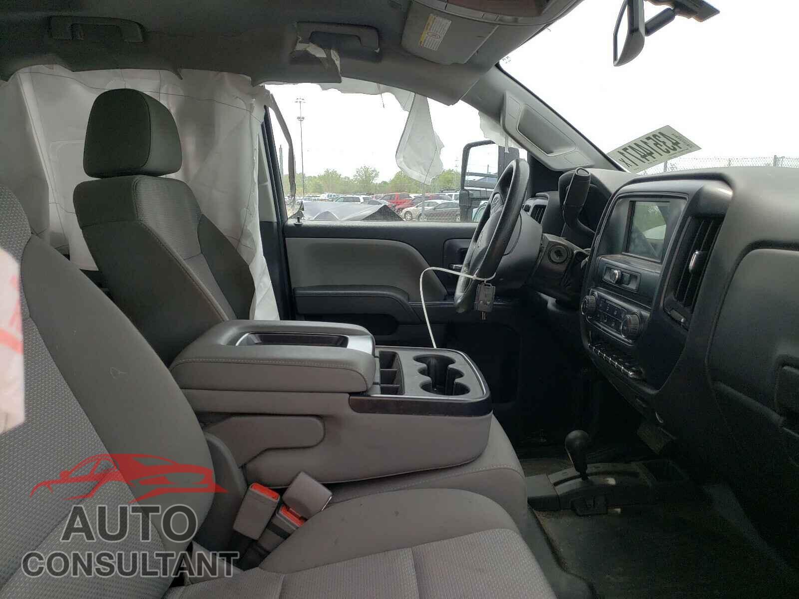 CHEVROLET SILVERADO 2019 - 2GC2KREG9K1237798