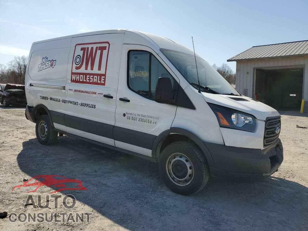 FORD TRANSIT 2018 - 1FTYR2CM3JKA56961