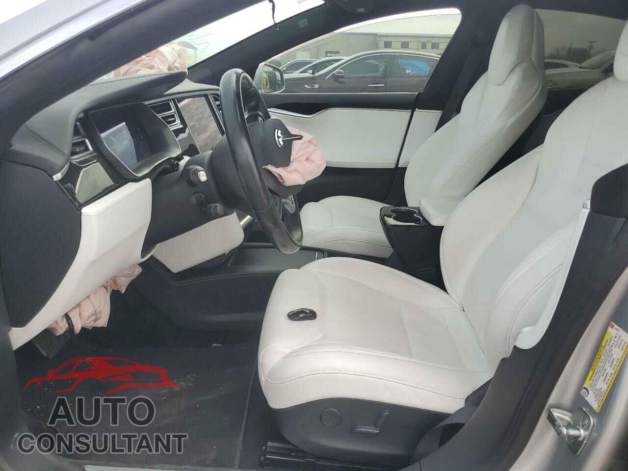 TESLA MODEL S 2017 - 5YJSA1E15HF183924
