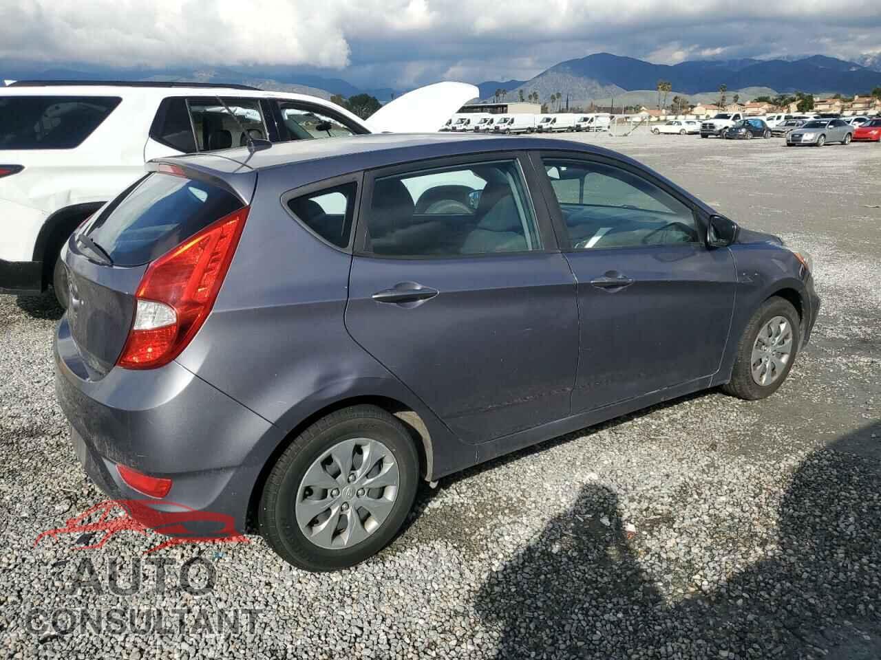 HYUNDAI ACCENT 2017 - KMHCT5AE9HU301801