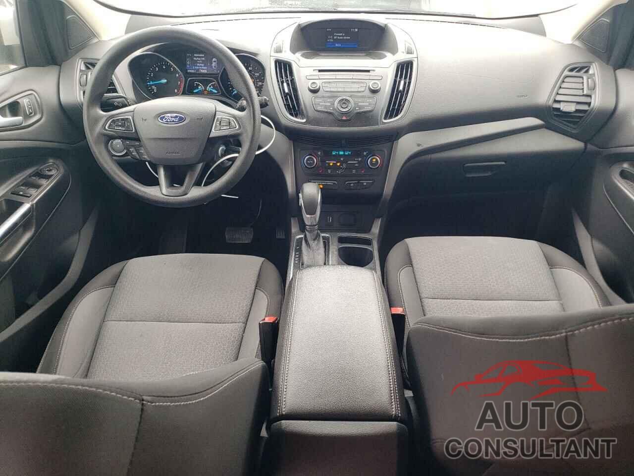 FORD ESCAPE 2018 - 1FMCU0GD6JUD18866