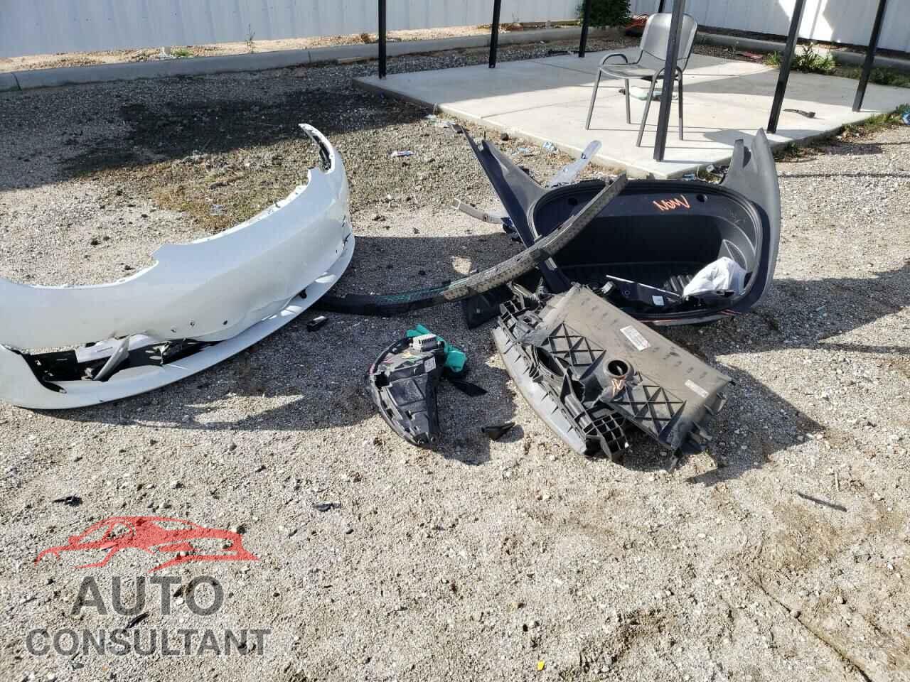 TESLA MODEL 3 2021 - 5YJ3E1EB1MF879725