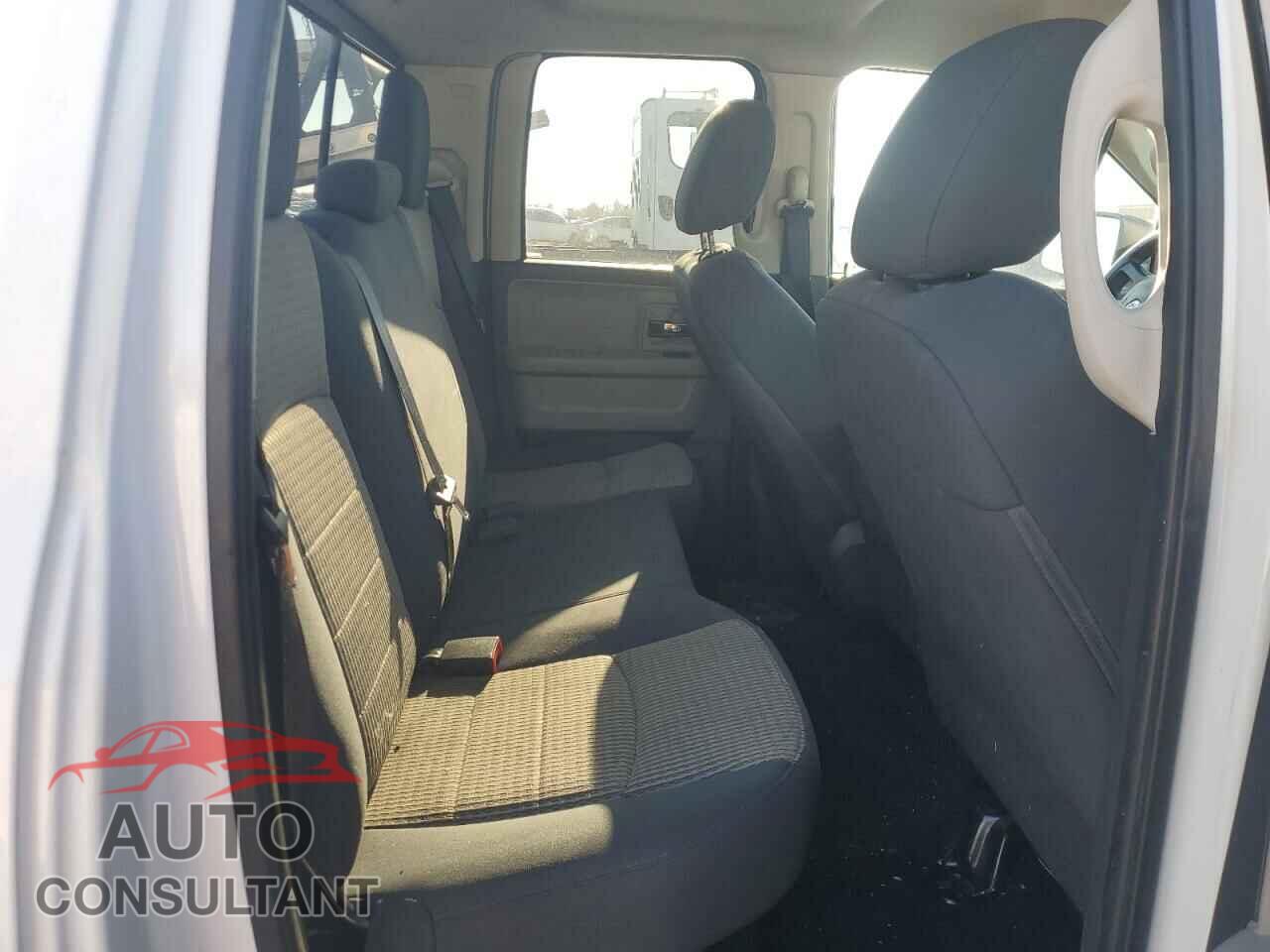 DODGE RAM 1500 2012 - 1C6RD7GP4CS294607