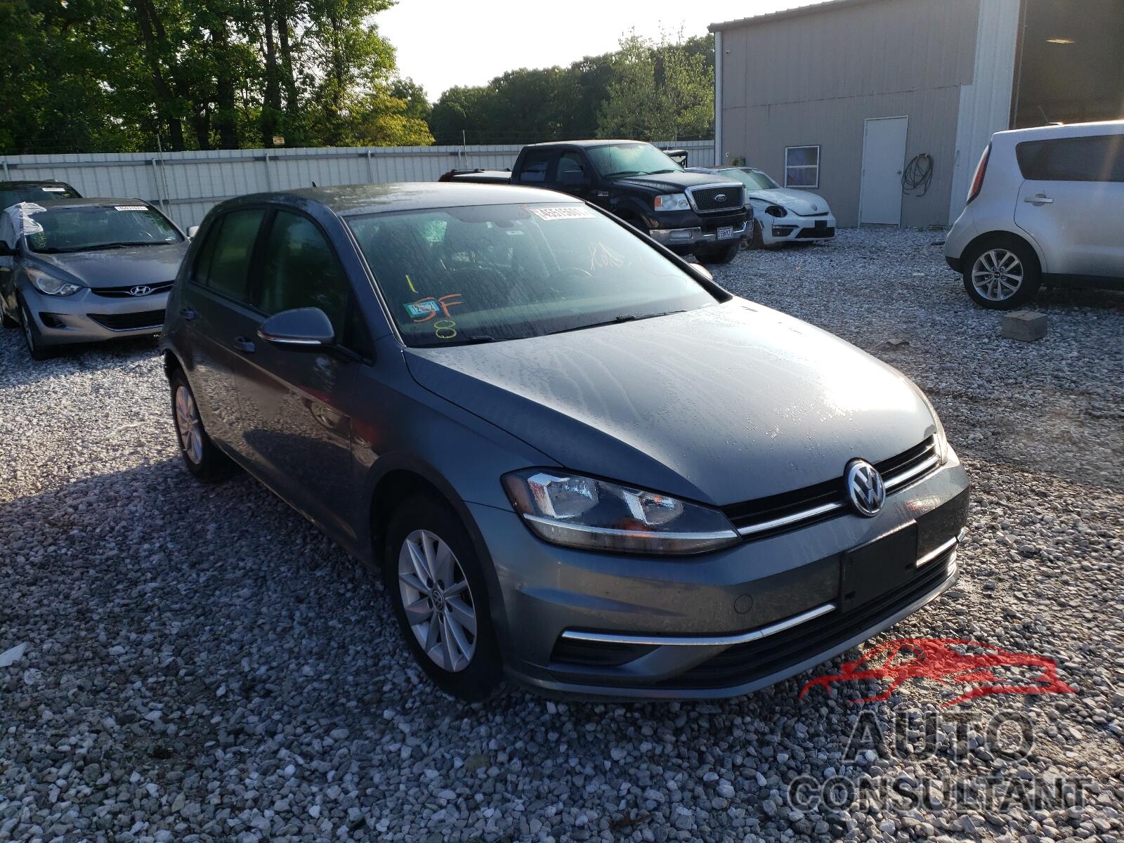 VOLKSWAGEN GOLF 2018 - 3VWG17AU5JM262663