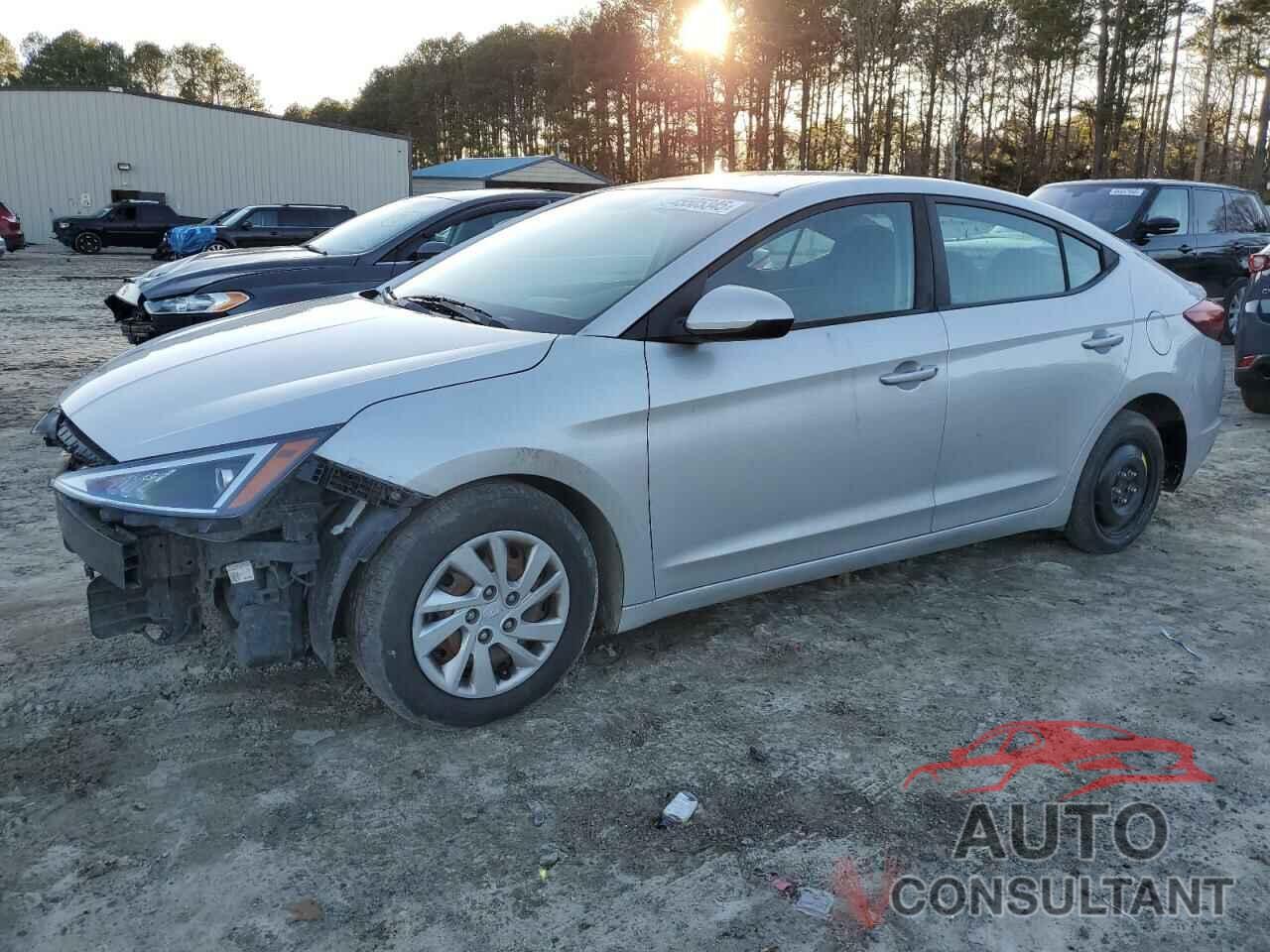HYUNDAI ELANTRA 2019 - 5NPD74LF4KH461745