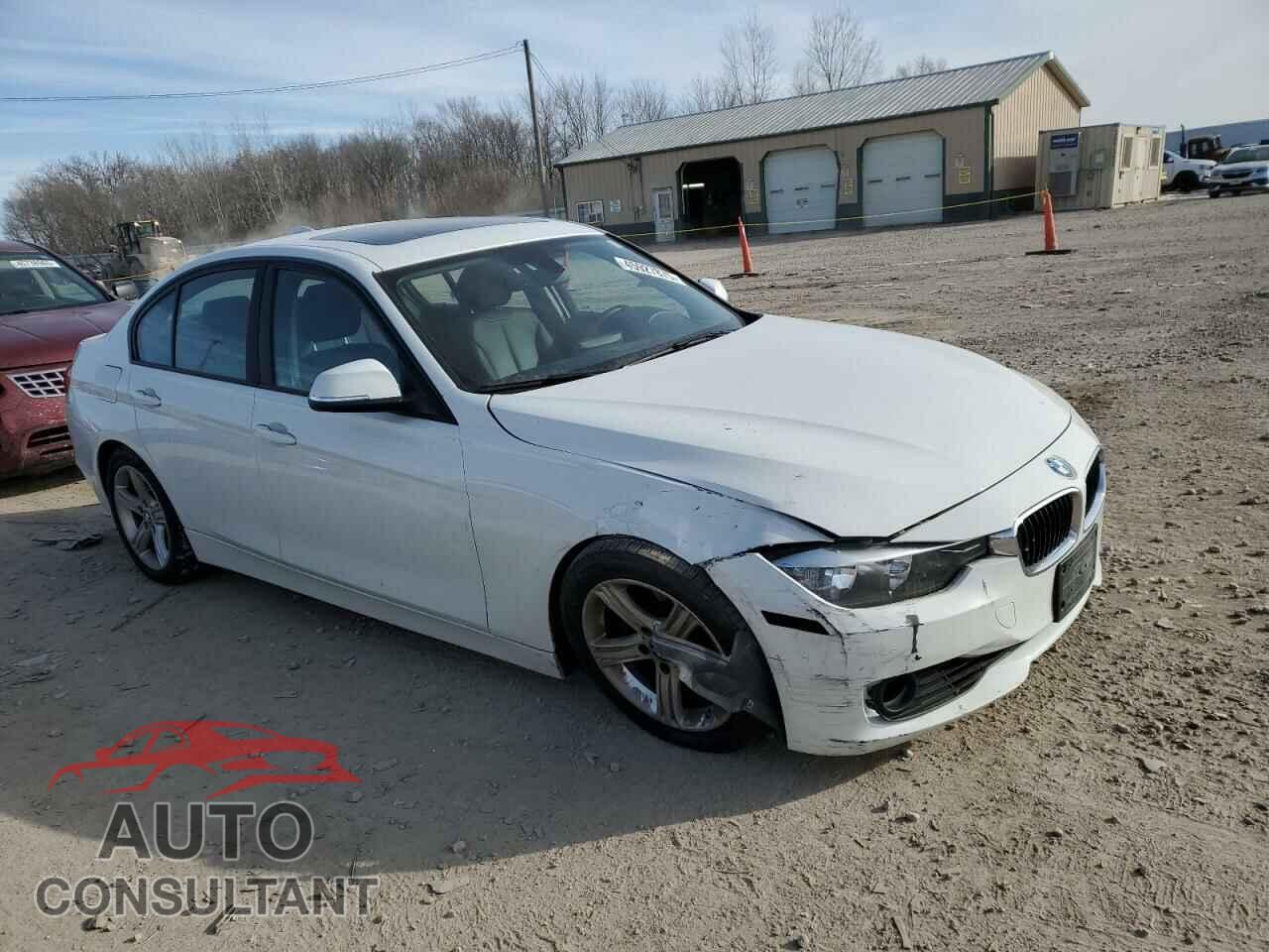 BMW 3 SERIES 2013 - WBA3B3C55DF532487
