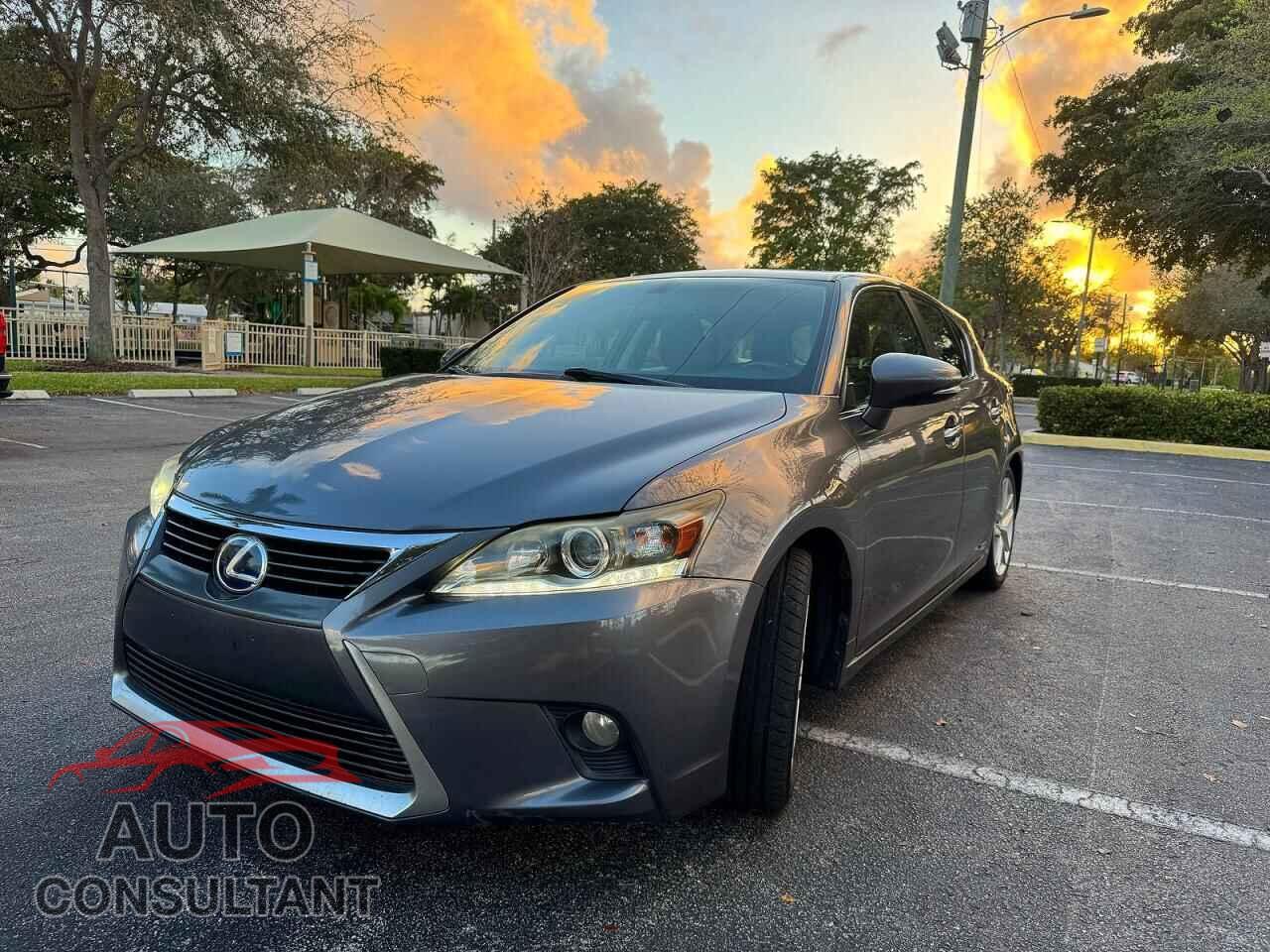 LEXUS CT 200 2014 - JTHKD5BH6E2181161