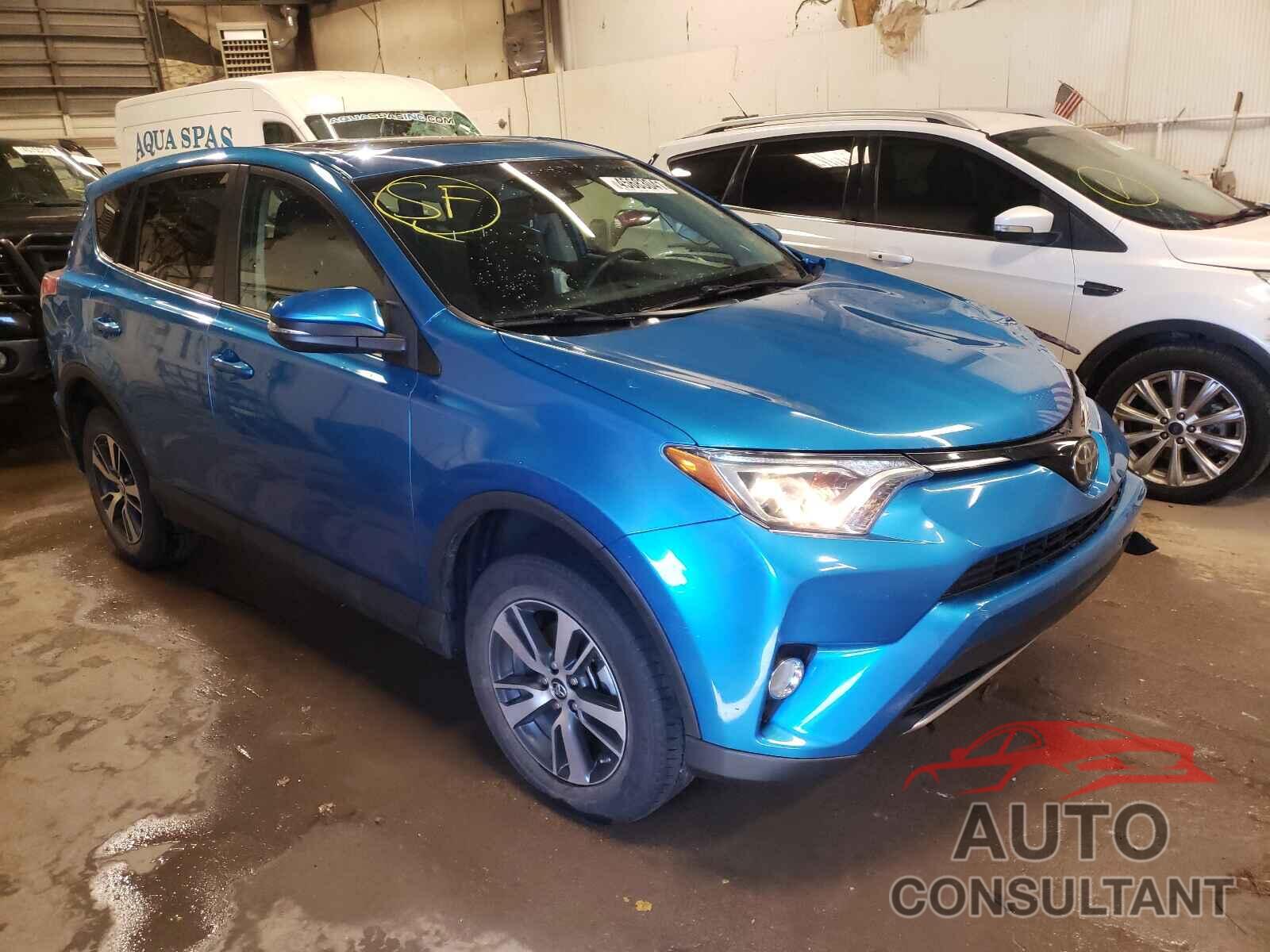 TOYOTA RAV4 2018 - 2T3RFREV6JW790996