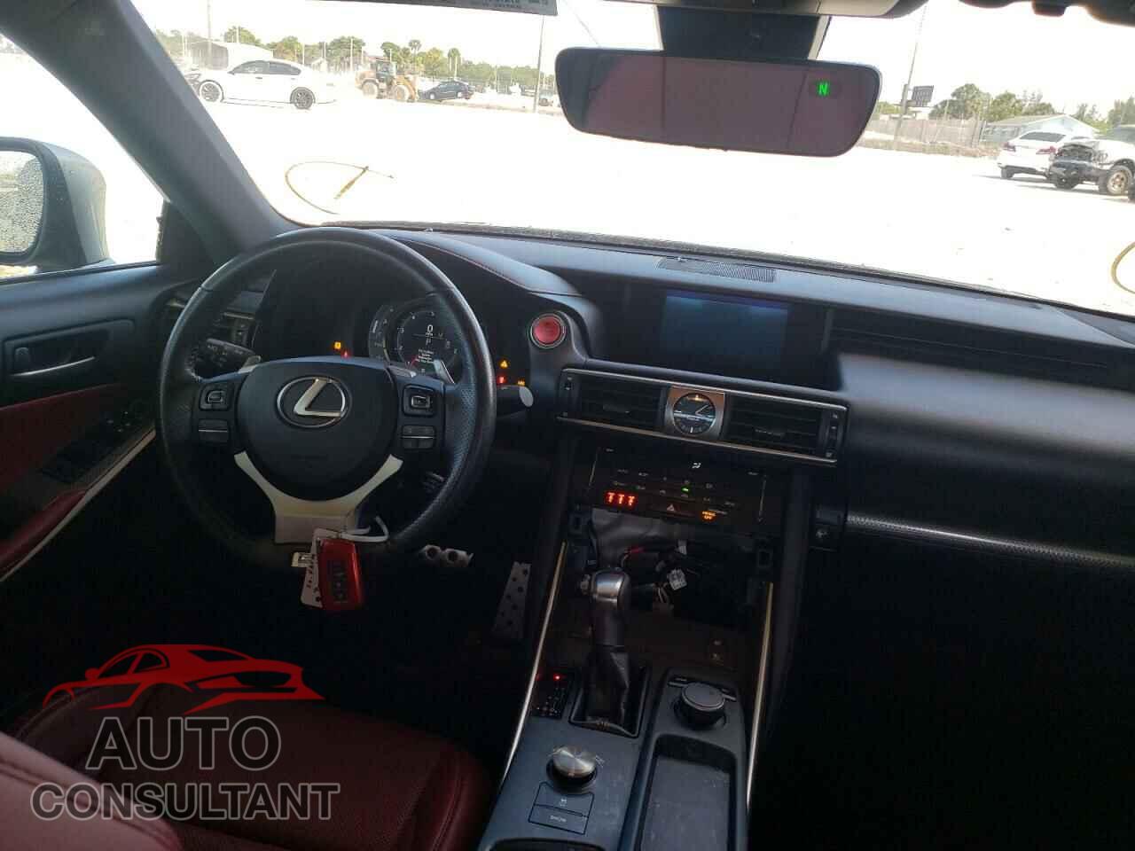 LEXUS IS 2017 - JTHBA1D25H5060893