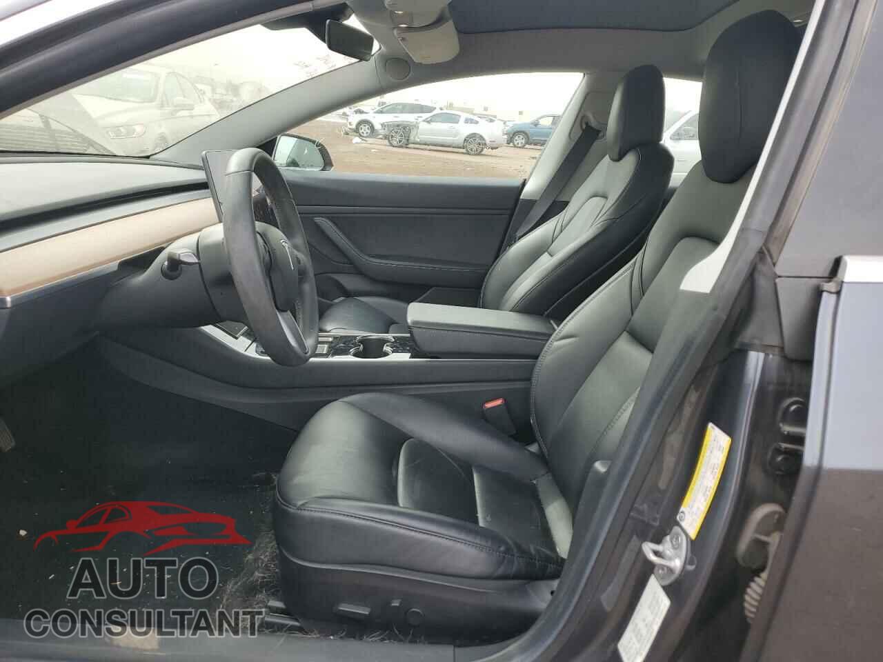 TESLA MODEL 3 2019 - 5YJ3E1EAXKF464231
