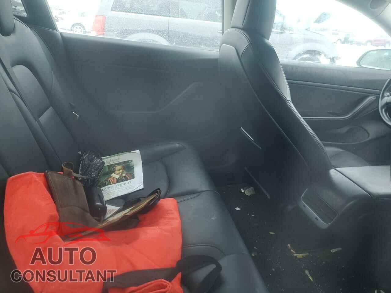 TESLA MODEL 3 2019 - 5YJ3E1EAXKF410914