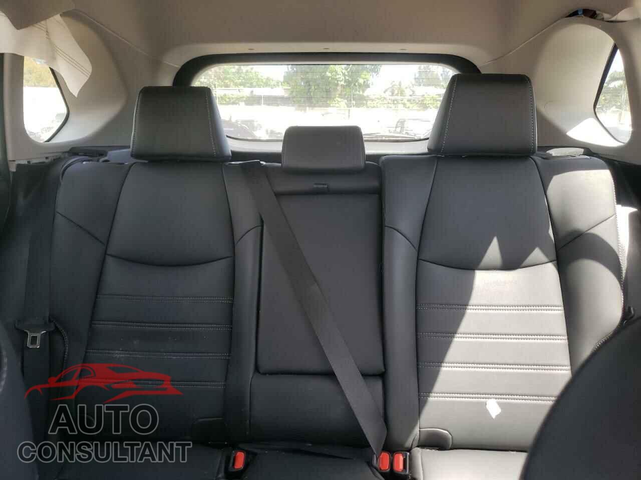 TOYOTA RAV4 2021 - 2T3C1RFV4MW179727