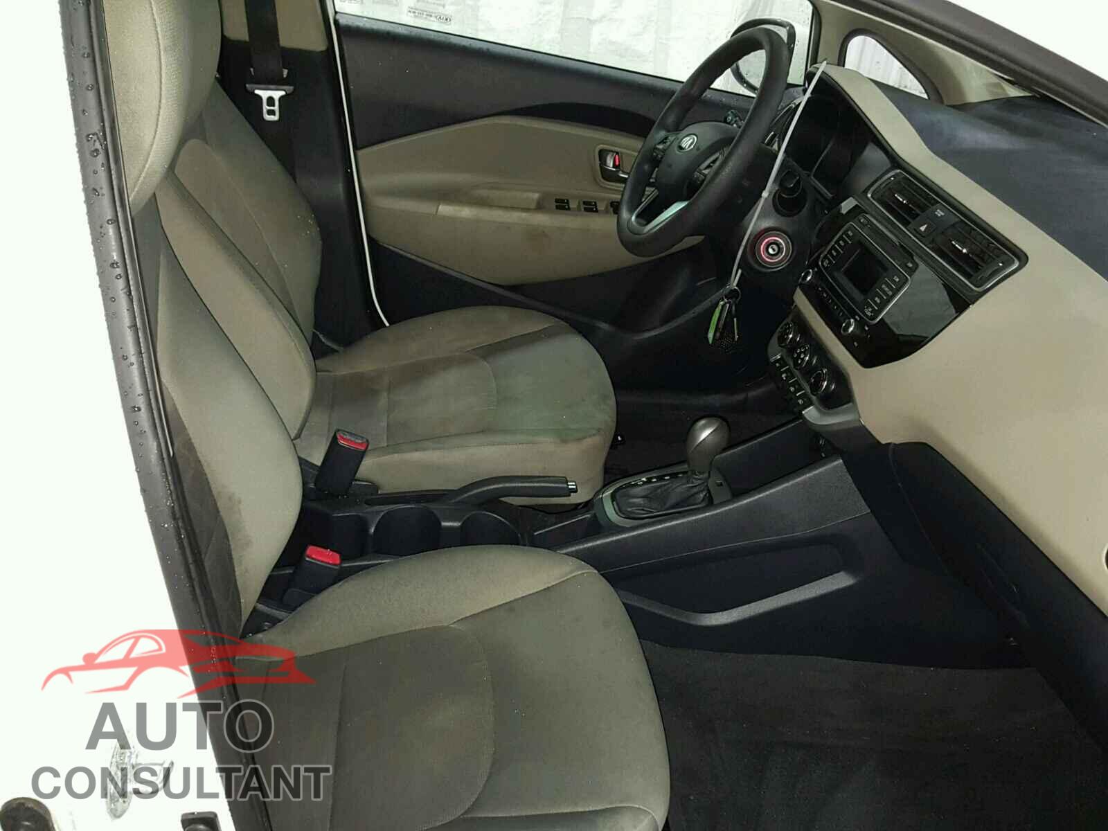 KIA RIO 2016 - KNADM4A36G6554332