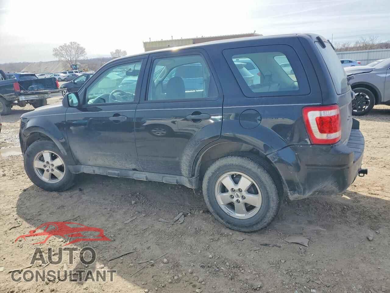 FORD ESCAPE 2011 - 1FMCU0C78BKB19332