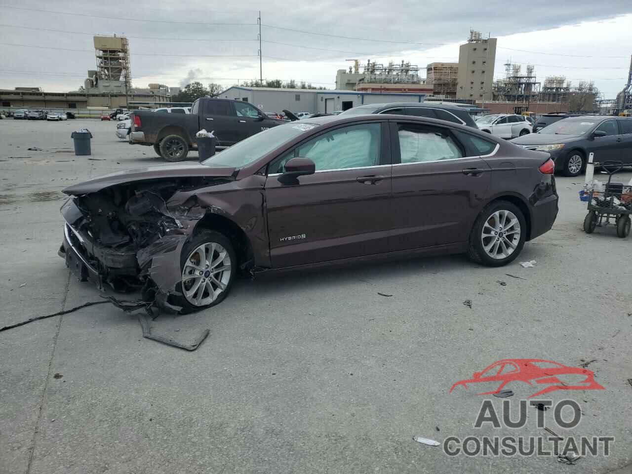 FORD FUSION 2019 - 3FA6P0LU8KR174492