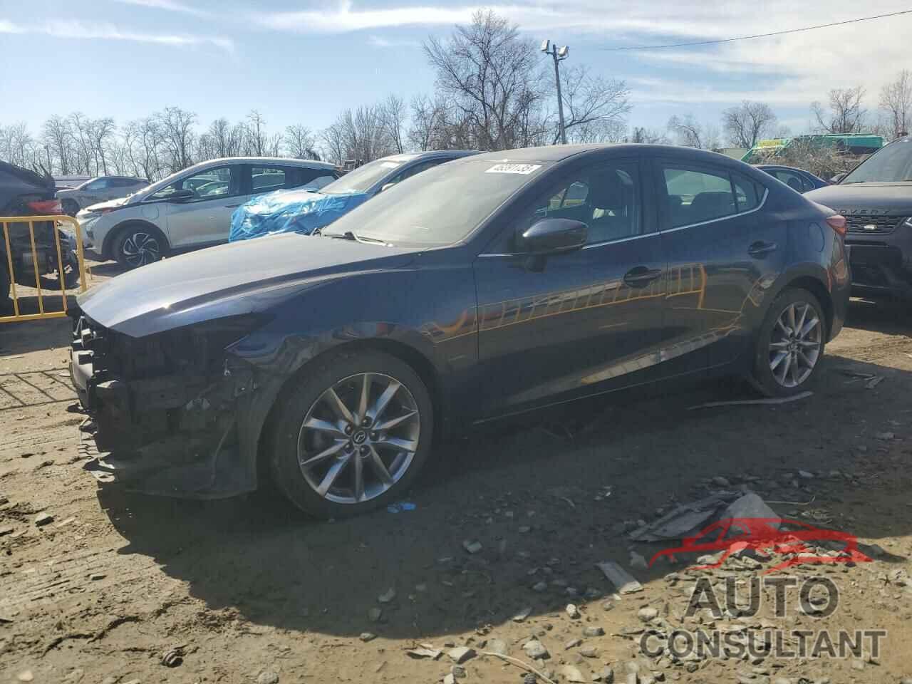 MAZDA 3 2018 - 3MZBN1V33JM170223