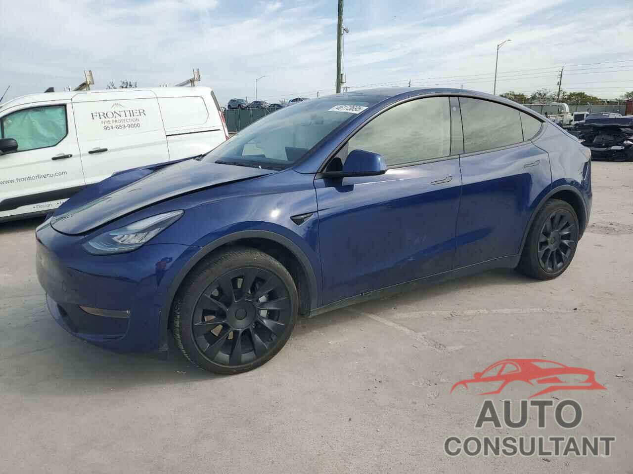 TESLA MODEL Y 2021 - 5YJYGDEE4MF102368