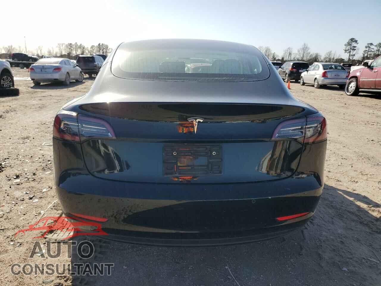 TESLA MODEL 3 2019 - 5YJ3E1EA6KF302273
