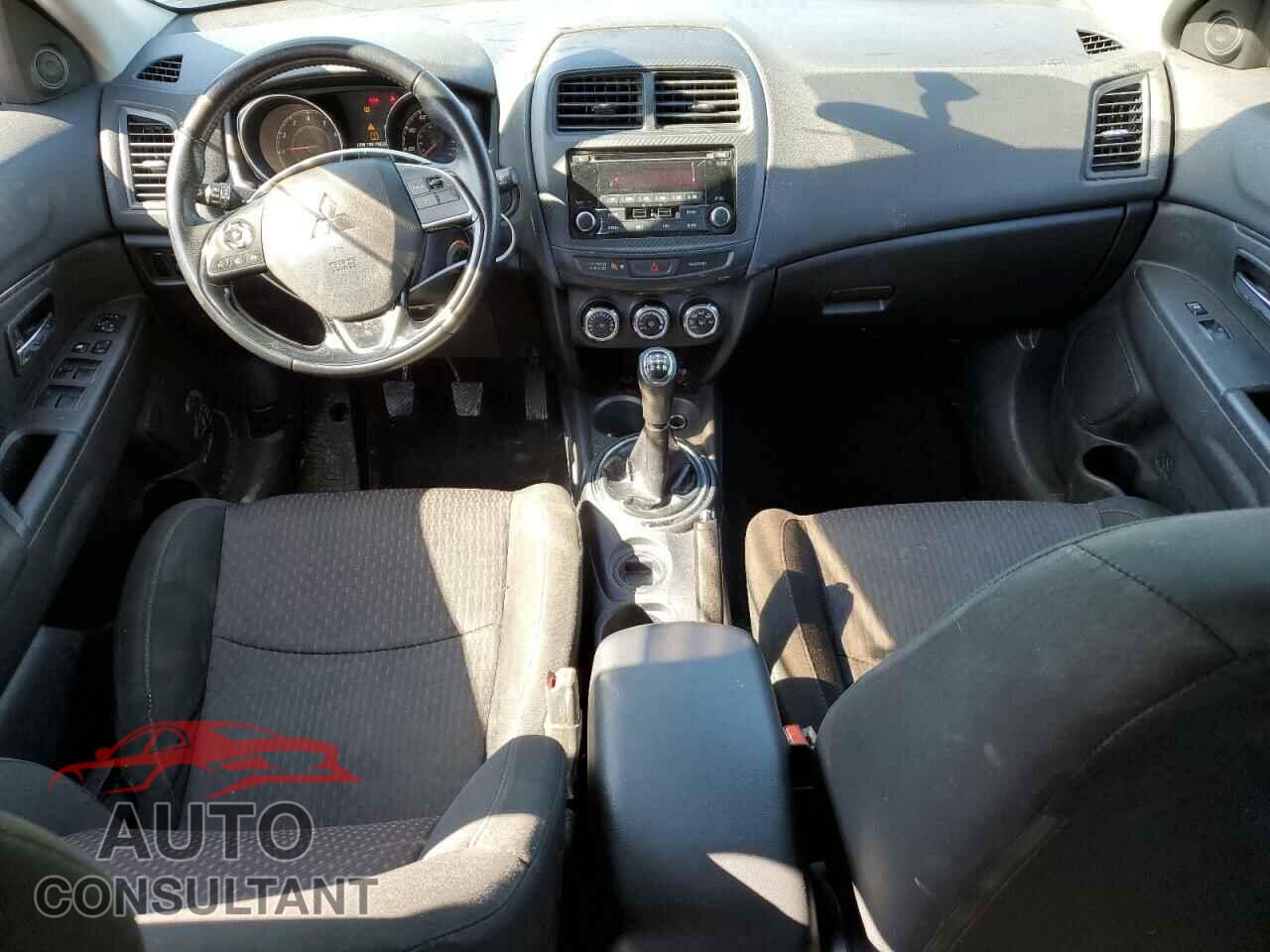 MITSUBISHI OUTLANDER 2017 - JA4AP3AU0HZ014792