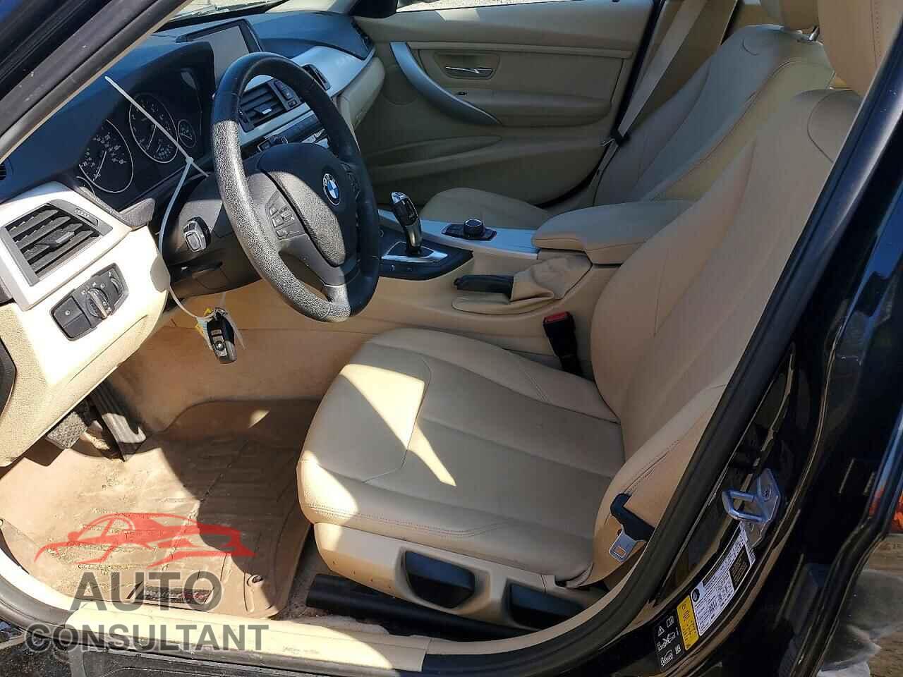 BMW 3 SERIES 2016 - WBA8E5G58GNU20893