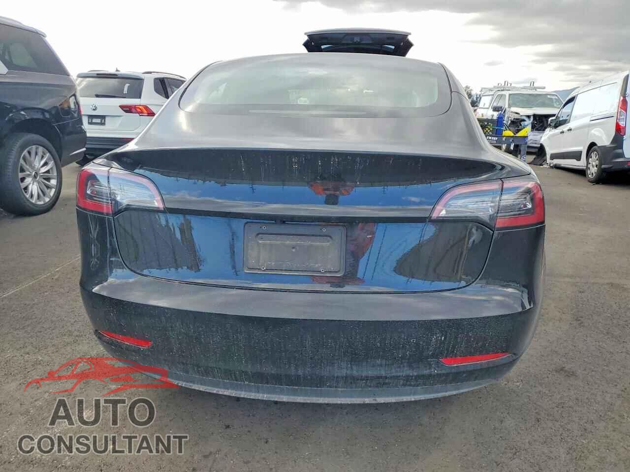 TESLA MODEL 3 2023 - 5YJ3E1EA3PF437069