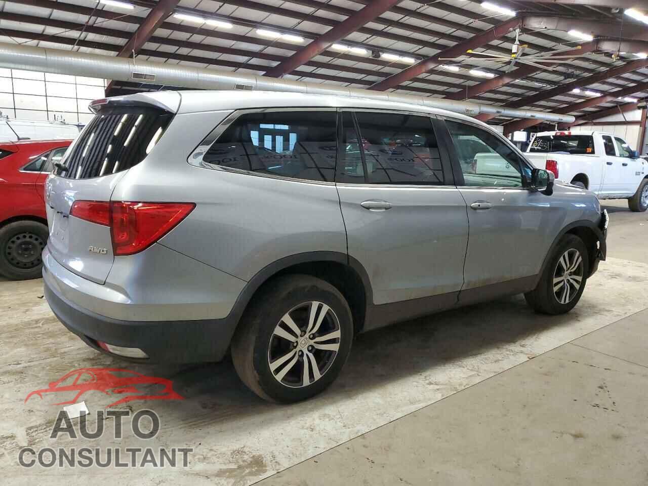HONDA PILOT 2018 - 5FNYF6H53JB005975