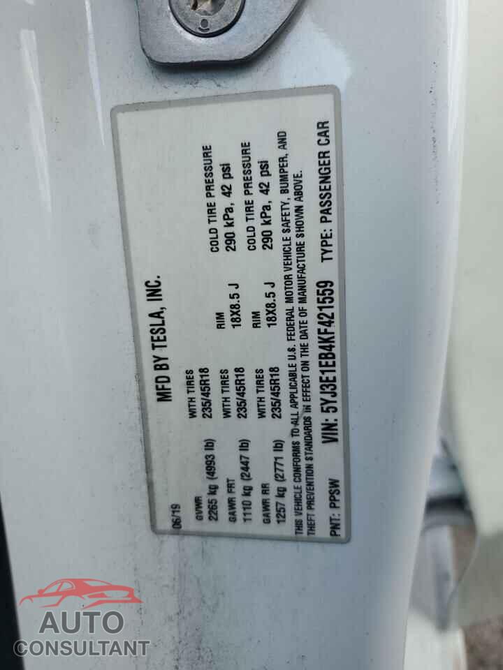 TESLA MODEL 3 2019 - 5YJ3E1EB4KF421559
