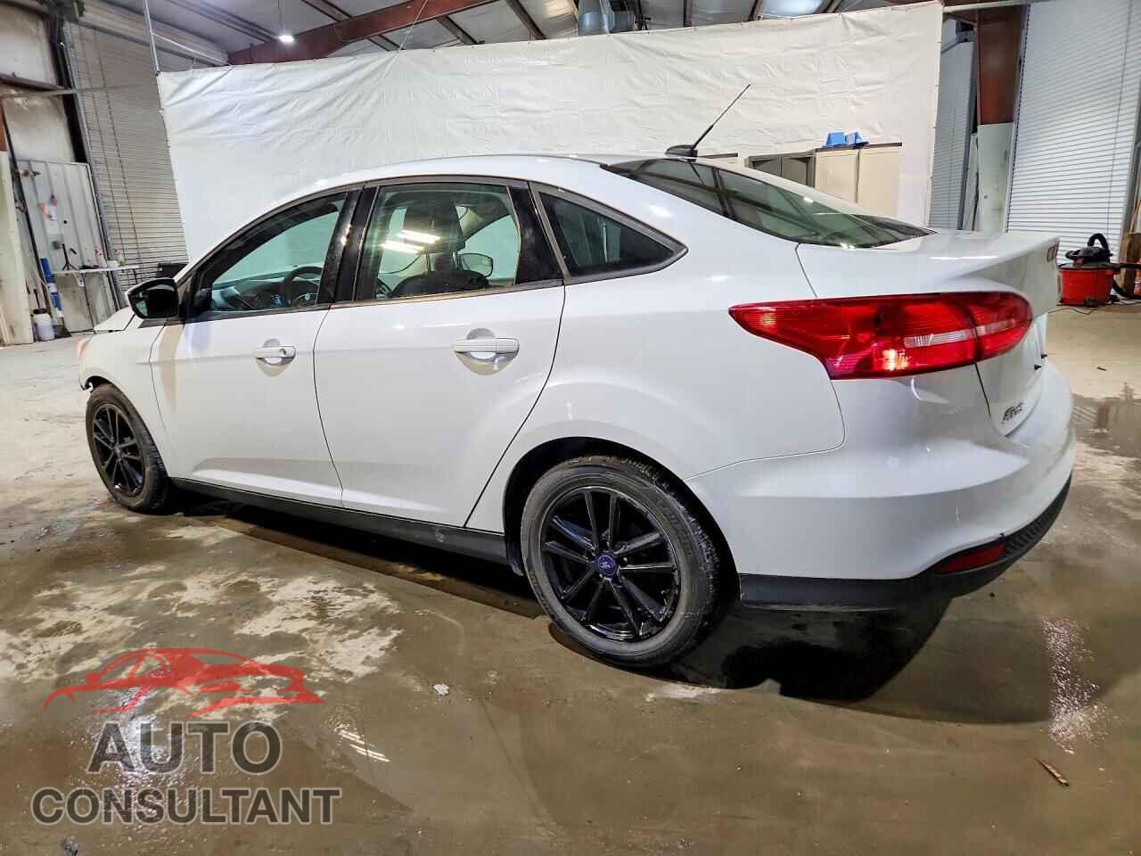 FORD FOCUS 2018 - 1FADP3F22JL214971