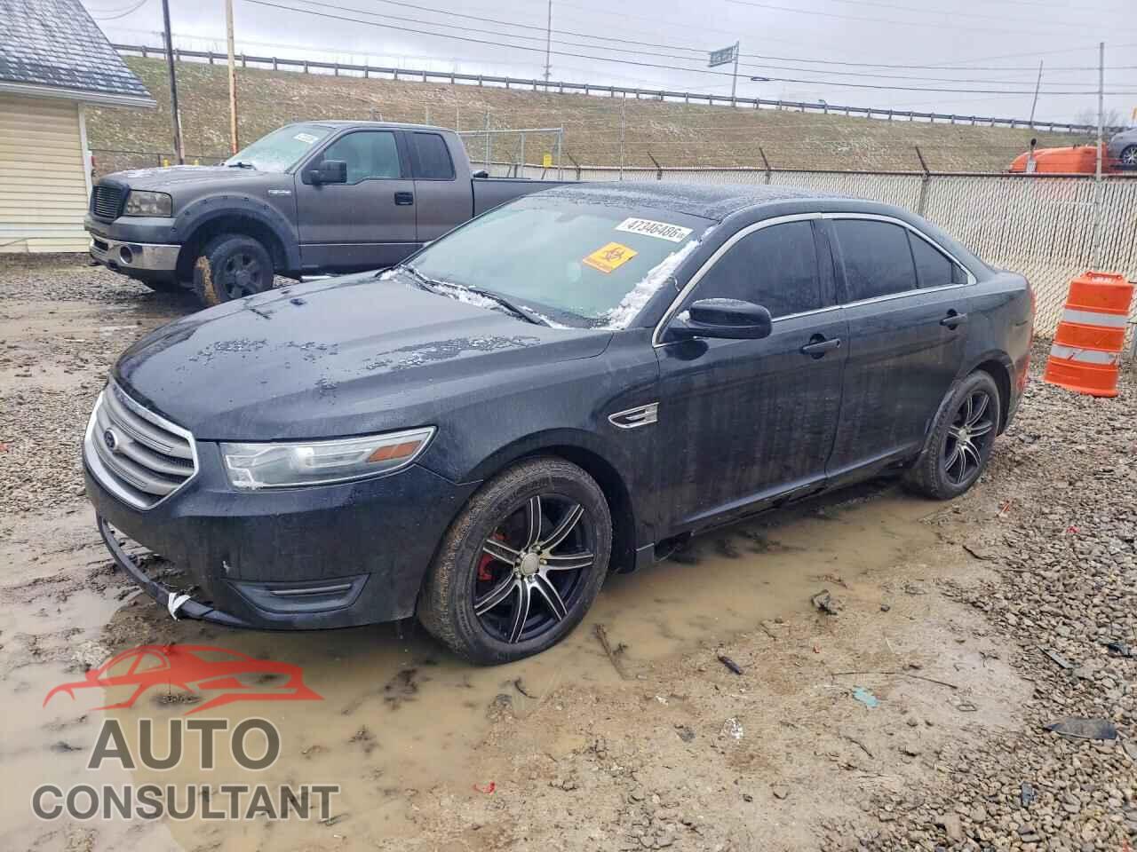 FORD TAURUS 2013 - 1FAHP2E84DG128334