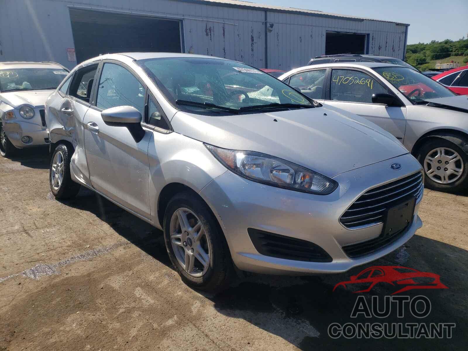 FORD FIESTA 2018 - 3FADP4BJ5JM124456