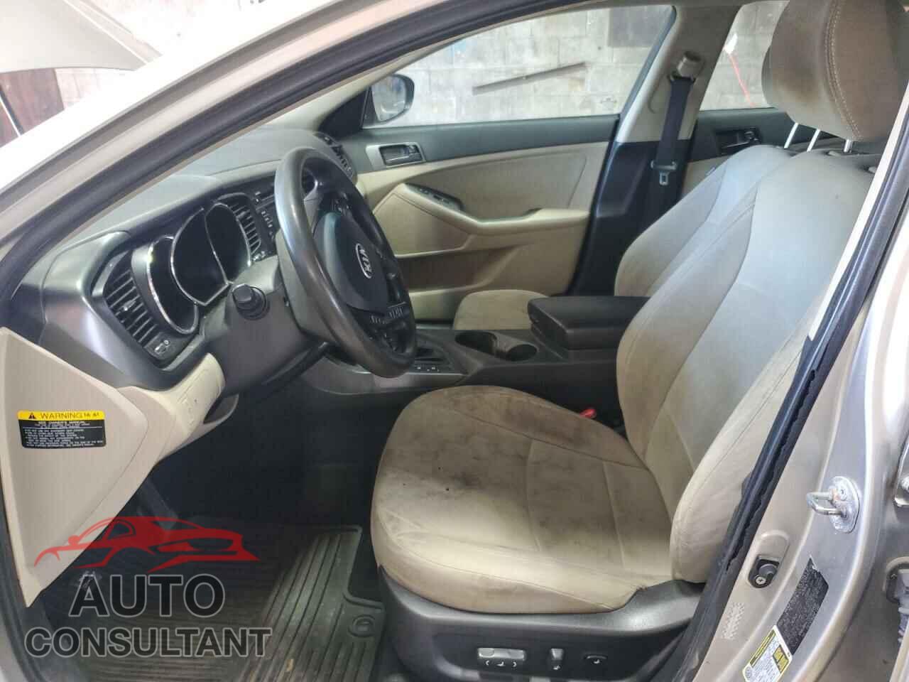 KIA OPTIMA 2013 - KNAGM4A75D5400308